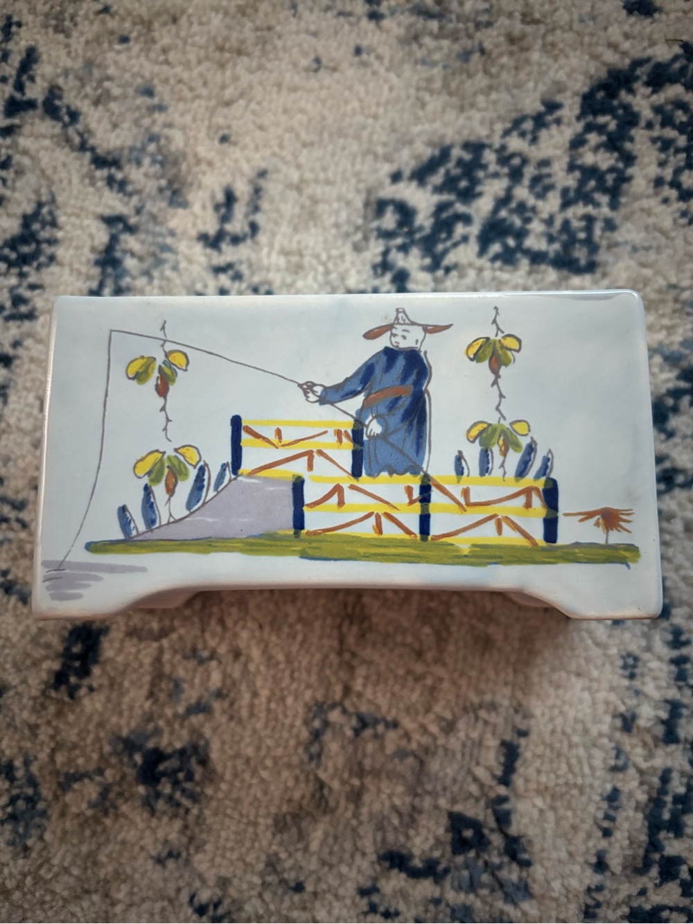 Williamsburg Restoration Delft Chinoiserie flower brick